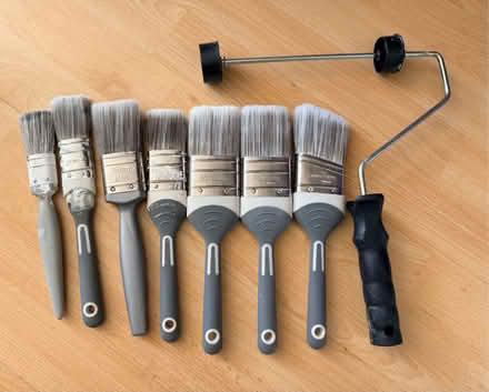 Photo of free Used Harris paint brushes and roller (Ashburton SE25) #1