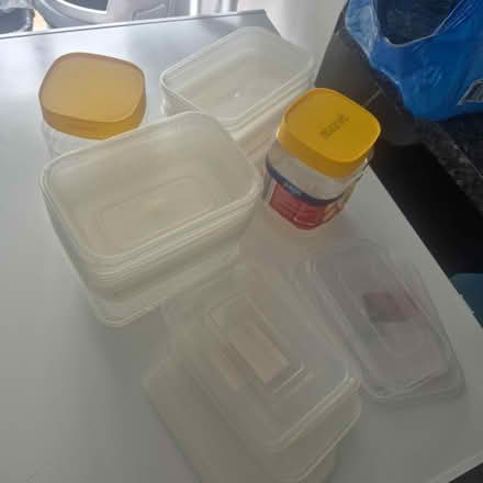 Photo of free Containers with lids (Boggart hill LS14) #3