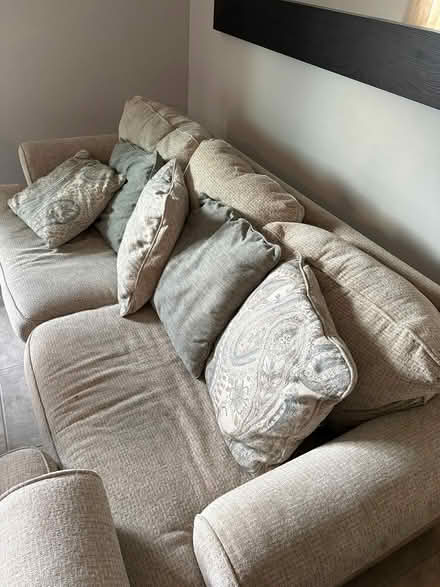 Photo of free livingroom set (Greenfield Village) #1