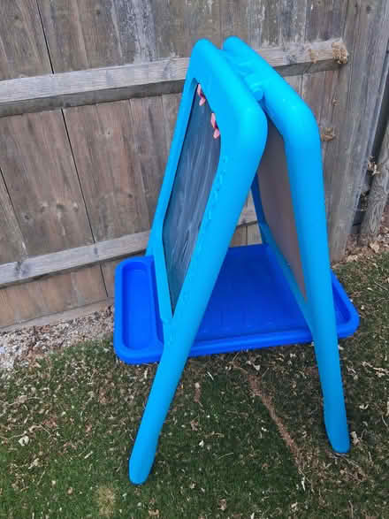Photo of free Child's Easel (Ladygrove OX11) #1