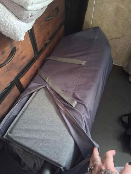 Photo of free Travel cot (CH5) #1
