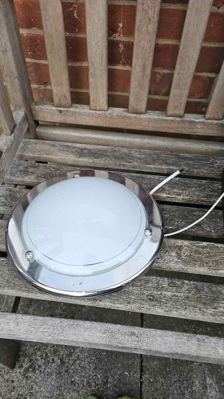 Photo of free Ceiling light (High barnet EN5) #1