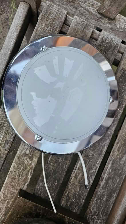 Photo of free Ceiling light (High barnet EN5) #3