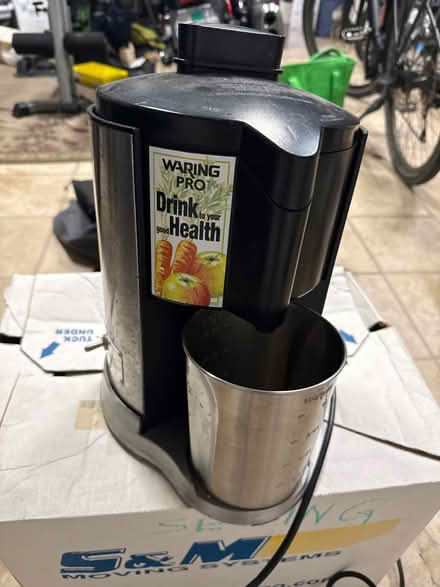 Photo of free Warning pro juicer (Cupertino or Mountain View) #1