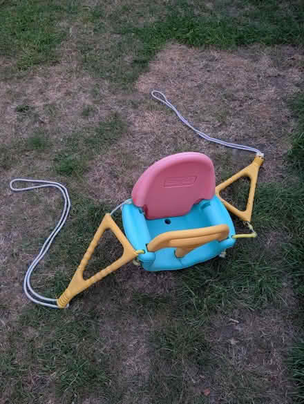 Photo of free Child swing (Tilehurst RG31) #2