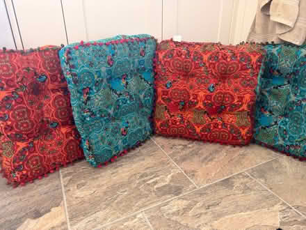 Photo of free 4 square cushions (TR18) #1