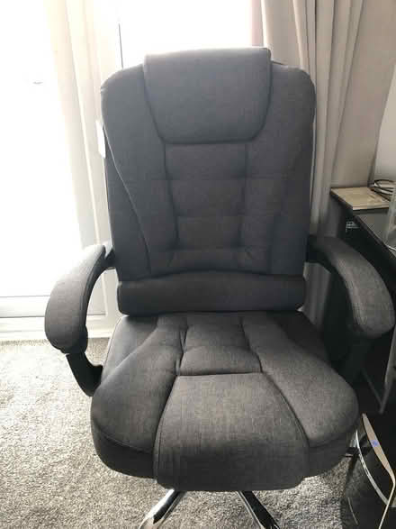 Photo of free Computor chair, adjustable height (Gosport PO13) #1