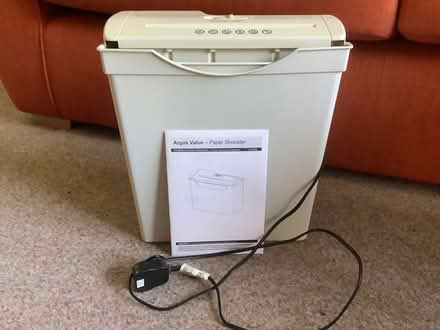 Photo of free ARGOS Paper Shredder (Grange Estate, Letchworth SG6) #1