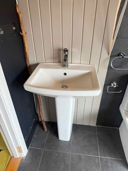 Photo of free Bath and Sink (Dublin 8) #2