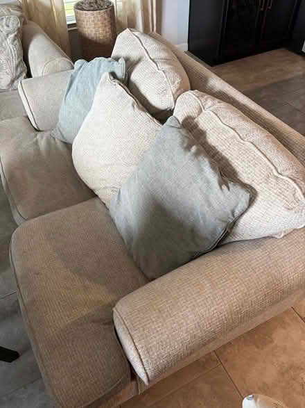 Photo of free livingroom set (Greenfield Village) #2