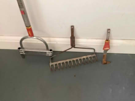 Photo of free Garden tools with interchangeable handle. (Ballards CR2) #2