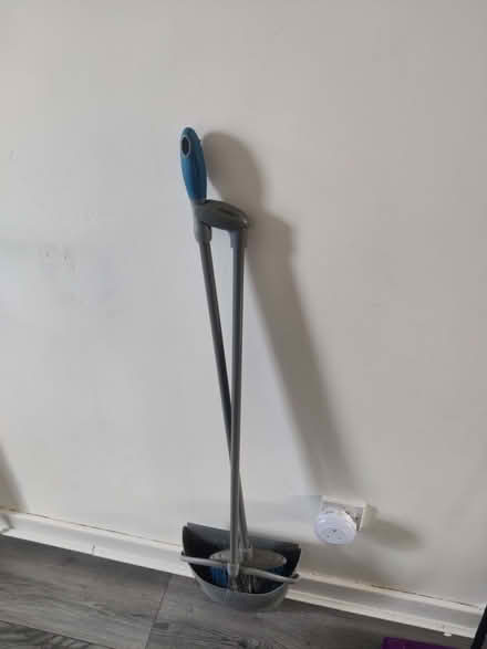 Photo of free Standing dustpan and brush (Reddingmuirhead FK2) #1