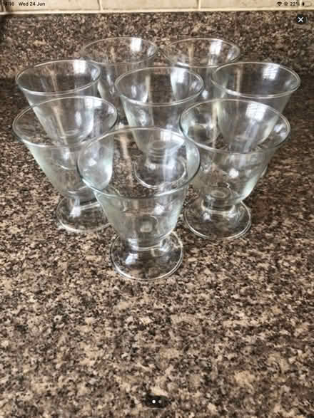 Photo of free 8 glass dishes (BS22) #1