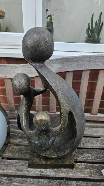 Photo of free Statue (High barnet EN5) #3