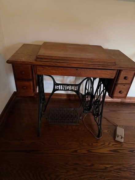 Photo of free Sewing machine in vintage table (Edgemont PA) #2