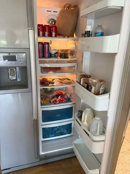 Photo of free Fridge freezer (Hadleigh SS7) #2
