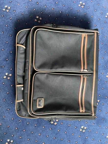 Photo of free Suit carrier bag (Midstocket AB15) #1