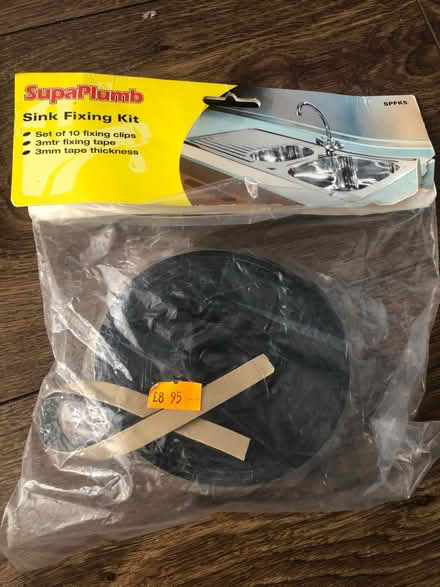 Photo of free Sink fixing kit, sponge only (Cavendish DE23) #1