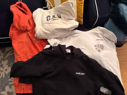 Photo of free Large Men’s (unisex) sweatshirts (Upper West Side) #1