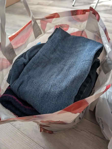 Photo of free Small bag of ladies clothes (South End MK42) #1