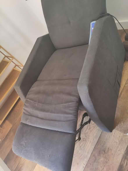 Photo of free Armchair, cosy, extendable leg (East Acton) #2