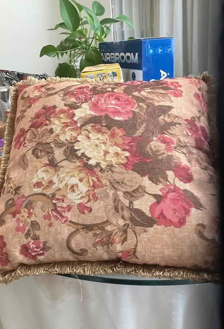 Photo of free Home/Decor Pillow, Cards, Flowers (Chelsea) #1