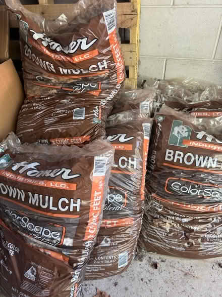 Photo of free 6 bags of Mulch (Glenwood) #1