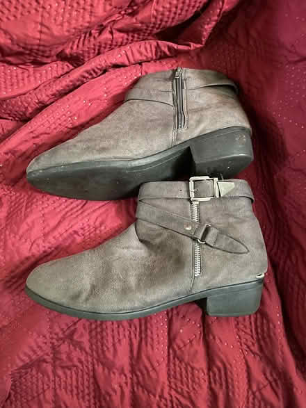 Photo of free Boots 5 (Mitcham CR4) #1