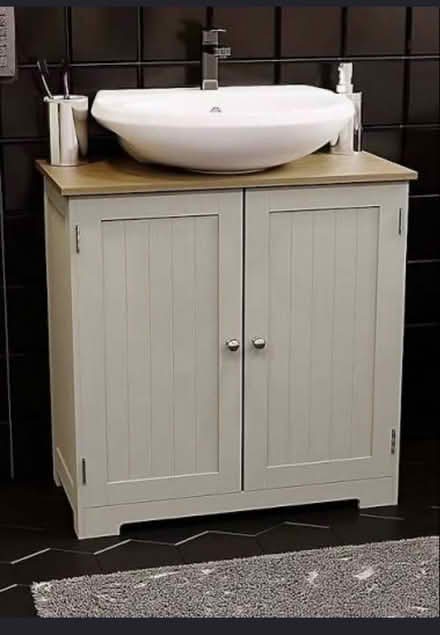 Photo of Under sink cupboard (Woodlesford, LS26) #1