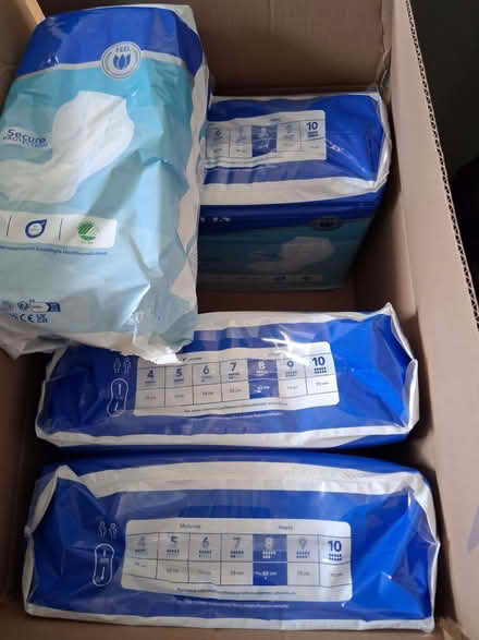 Photo of free Incontinence pads in packs (Cople MK44) #2
