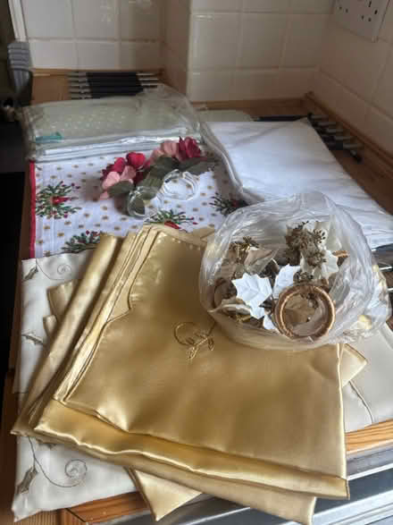Photo of free 3 tablecloths with napkins + rings (CT154BG) #4