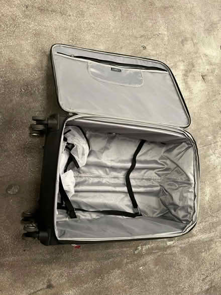 Photo of free Swiss gear expandable suitcase (SM4, Morden) #2