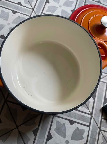 Photo of free Le Creuset pot look a like (Cheshunt EN8) #2