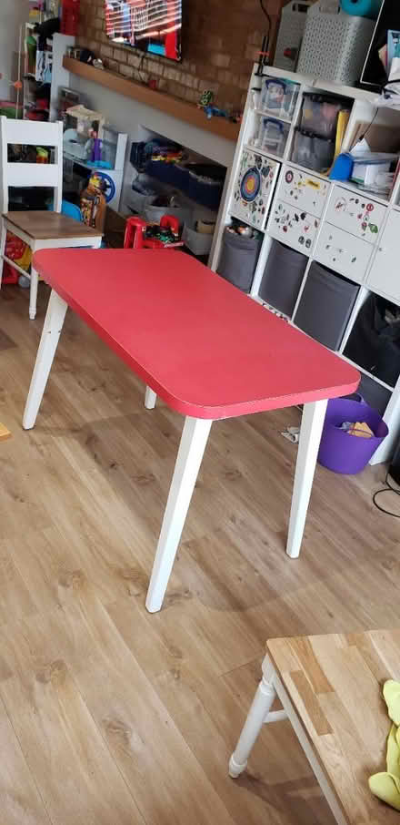Photo of free Vintage Red Formica Table (Letchworth SG6) #1