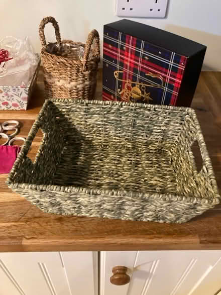 Photo of free Gift wrap bits, baskets & hamper (HD7, Golcar) #4