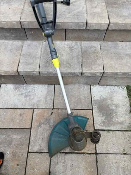 Photo of free Electric whipper snipper (Pineview) #1