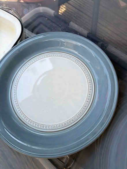 Photo of free 6 plates (ME12) #1