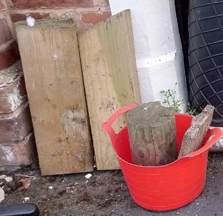 Photo of free Red bucket (Royal Leamington Spa CV31) #1