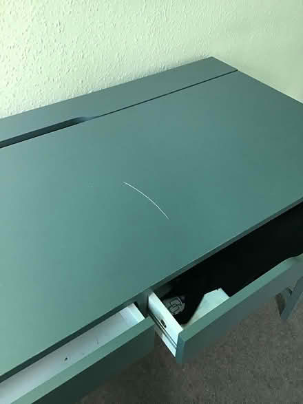 Photo of free Desk (Scholes WN2) #2
