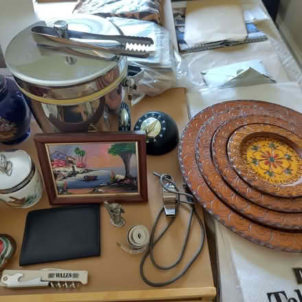 Photo of free Decorative jars etc. (Barnard's Green WR14) #2