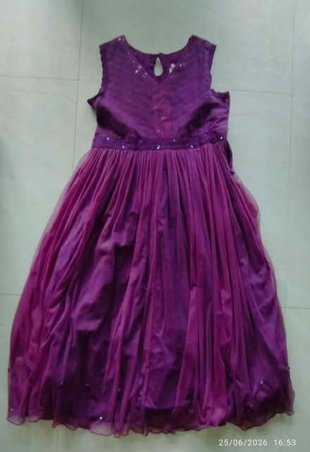 Photo of free Dresses (Tpy) #1