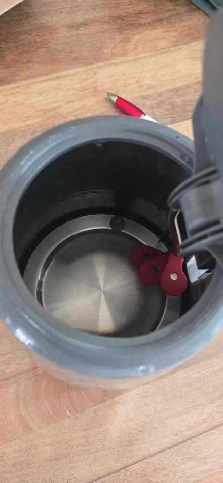 Photo of free Russell Hobbs Grey Beehive Kettle (Gillingham) #3