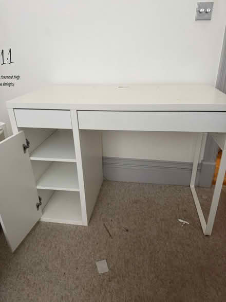 Photo of free White table (WS1 1PT) #3
