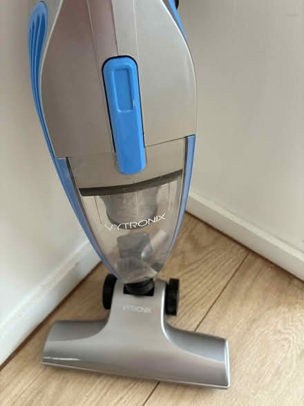 Photo of free Light weight vacuum cleaner (Dunstable, Bedfordshire) #2