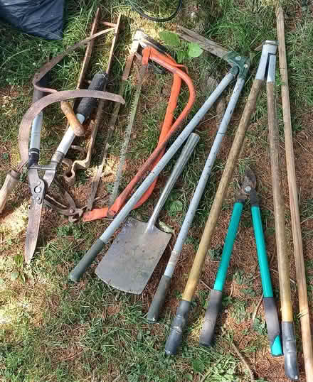 Photo of free Garden Hand Tools (Chinnor / Radnage OX39 4) #1