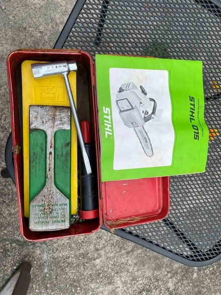 Photo of free Stihl Chainsaw, broken? (W Seattle) (West Seattle) #4