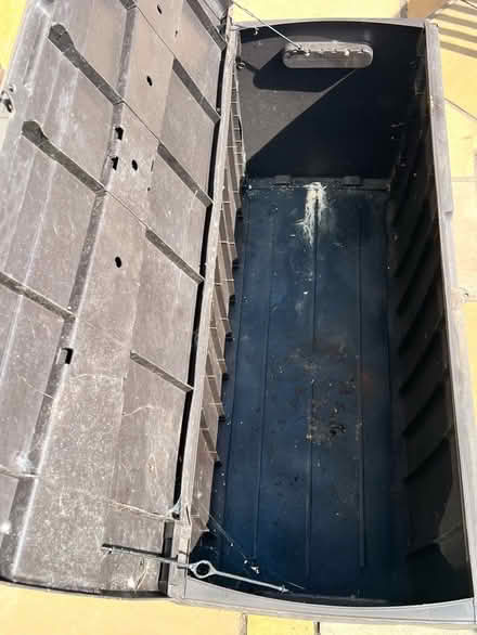 Photo of free Outdoor plastic storage chest (St Nicholas SG1) #3