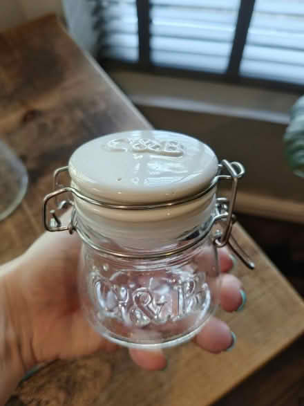 Photo of free Glass jar (BR3) #1