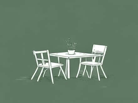 Photo of Table garden and chairs (Woodchurch CH49) #1