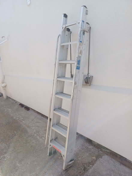 Photo of free Large illuminated display/storage unit (Common Edge FY4) #3